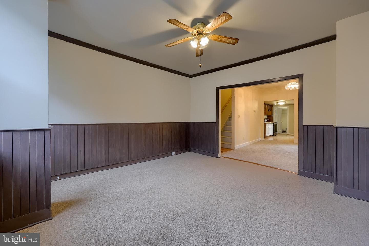 213 Perry Street photo 7