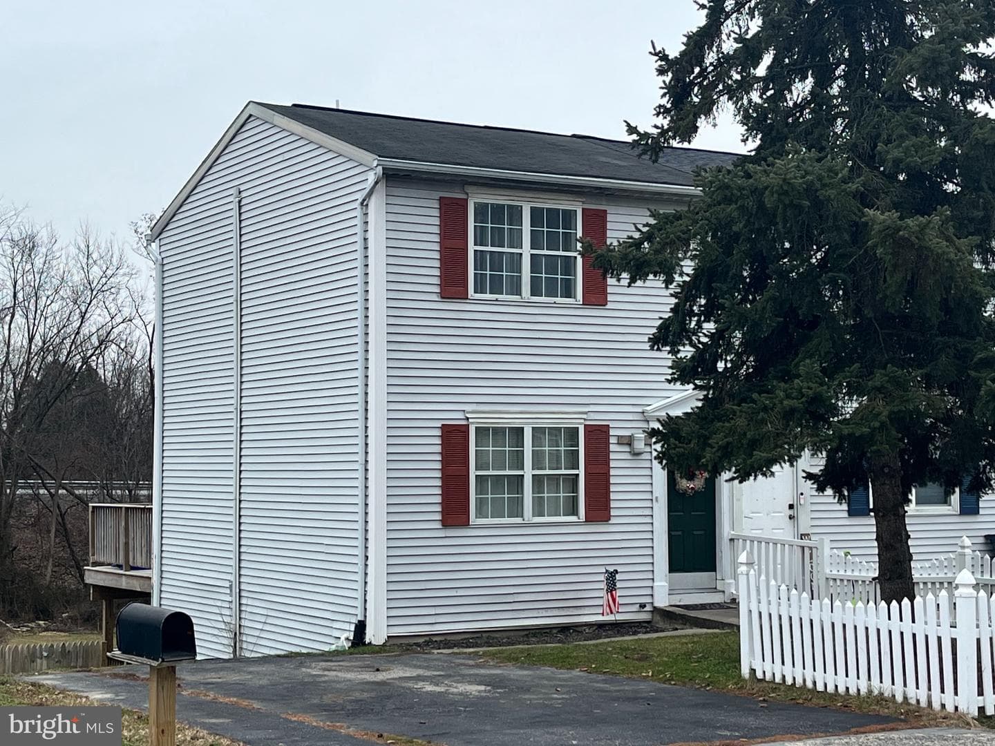 1058 Cloverton Drive photo 1