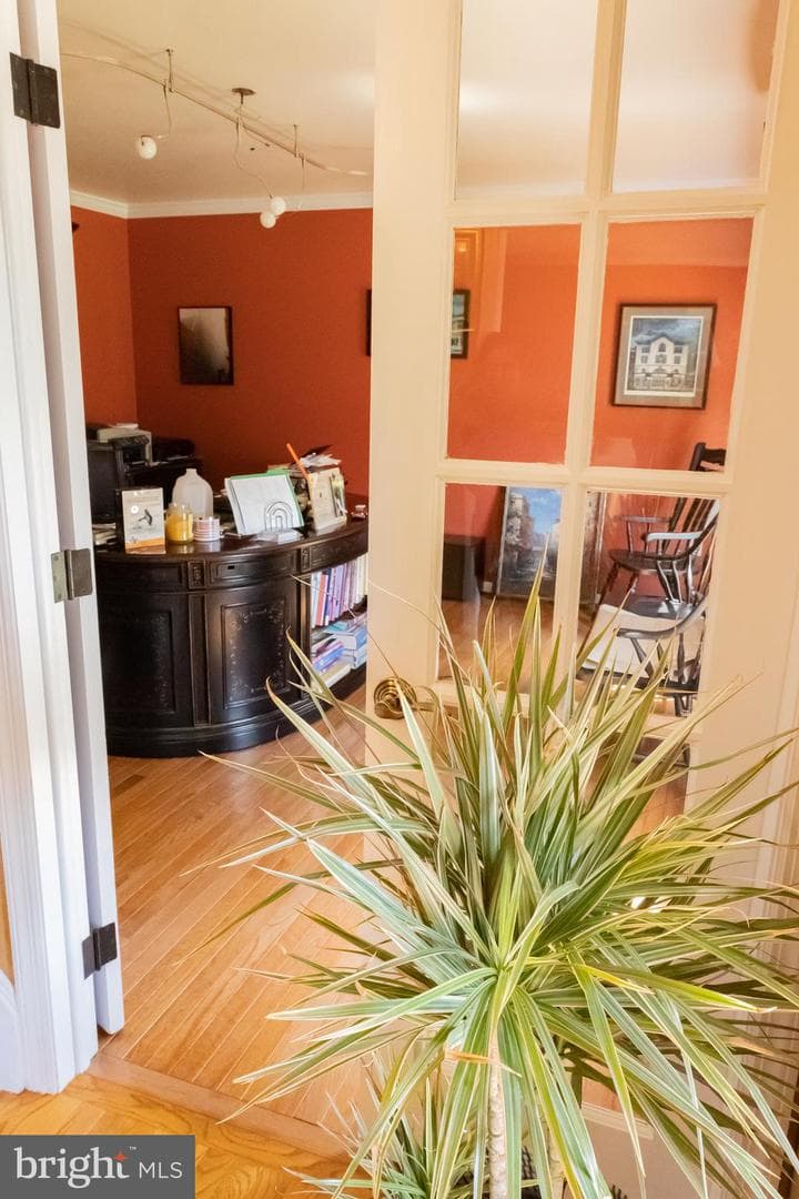 365 Copley Drive photo 13
