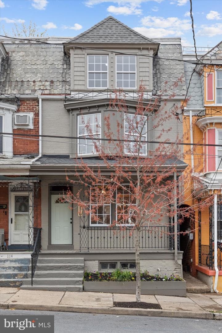 116 N Reservoir Street photo 1