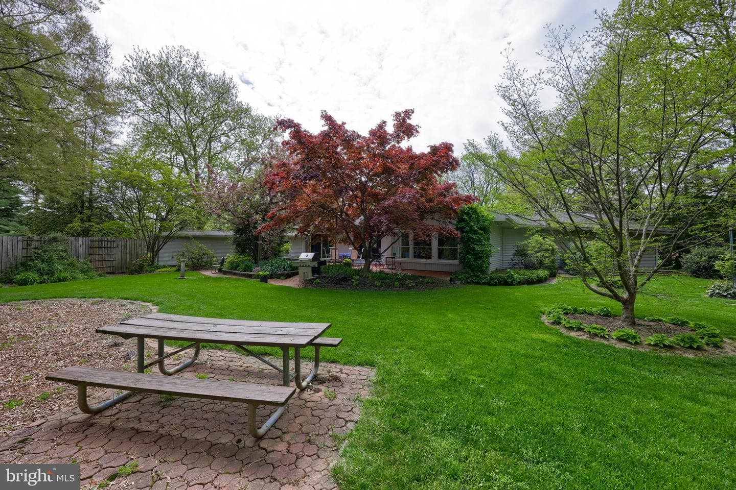 319 E Oregon Road photo 48