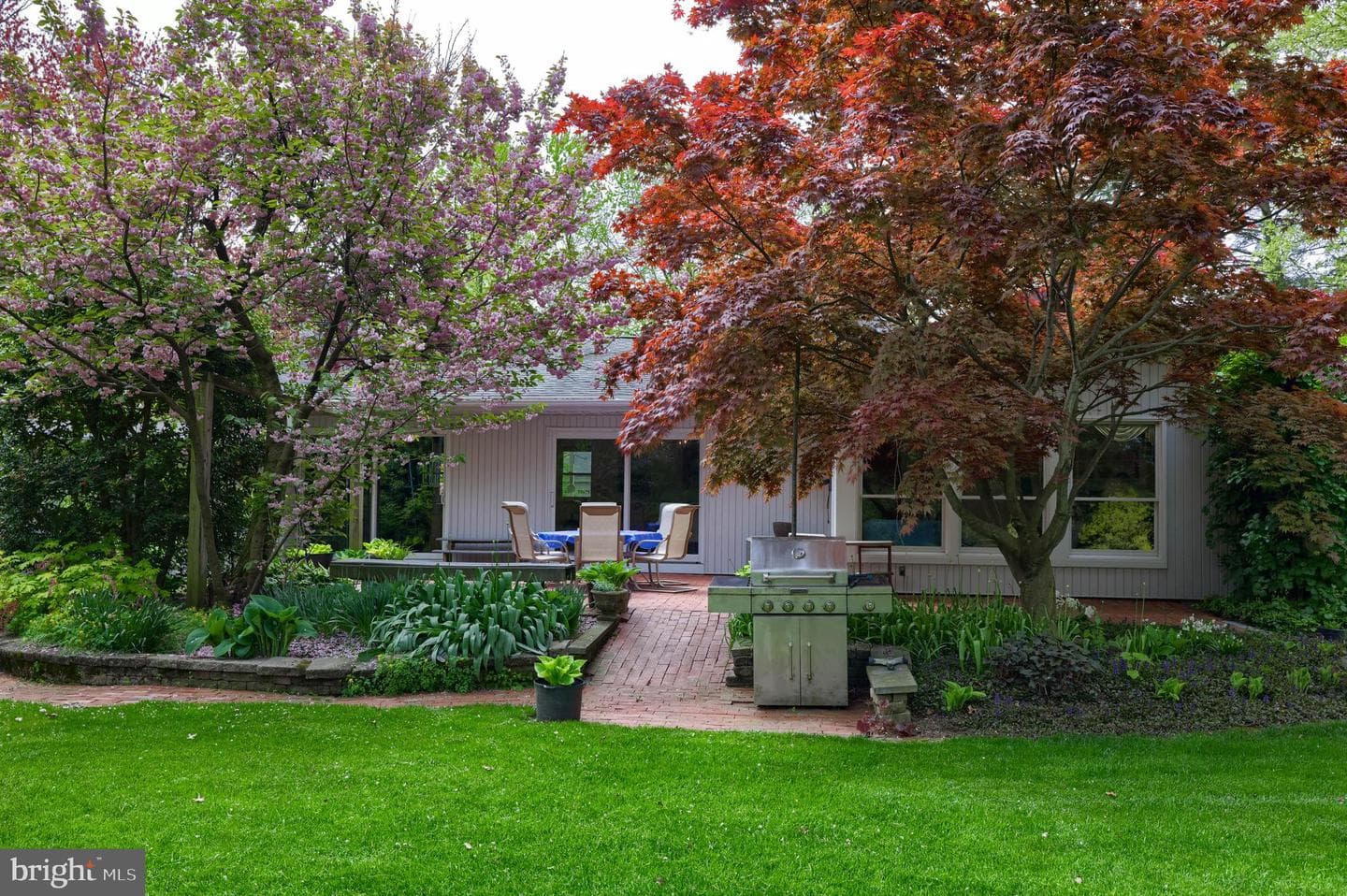 319 E Oregon Road photo 50