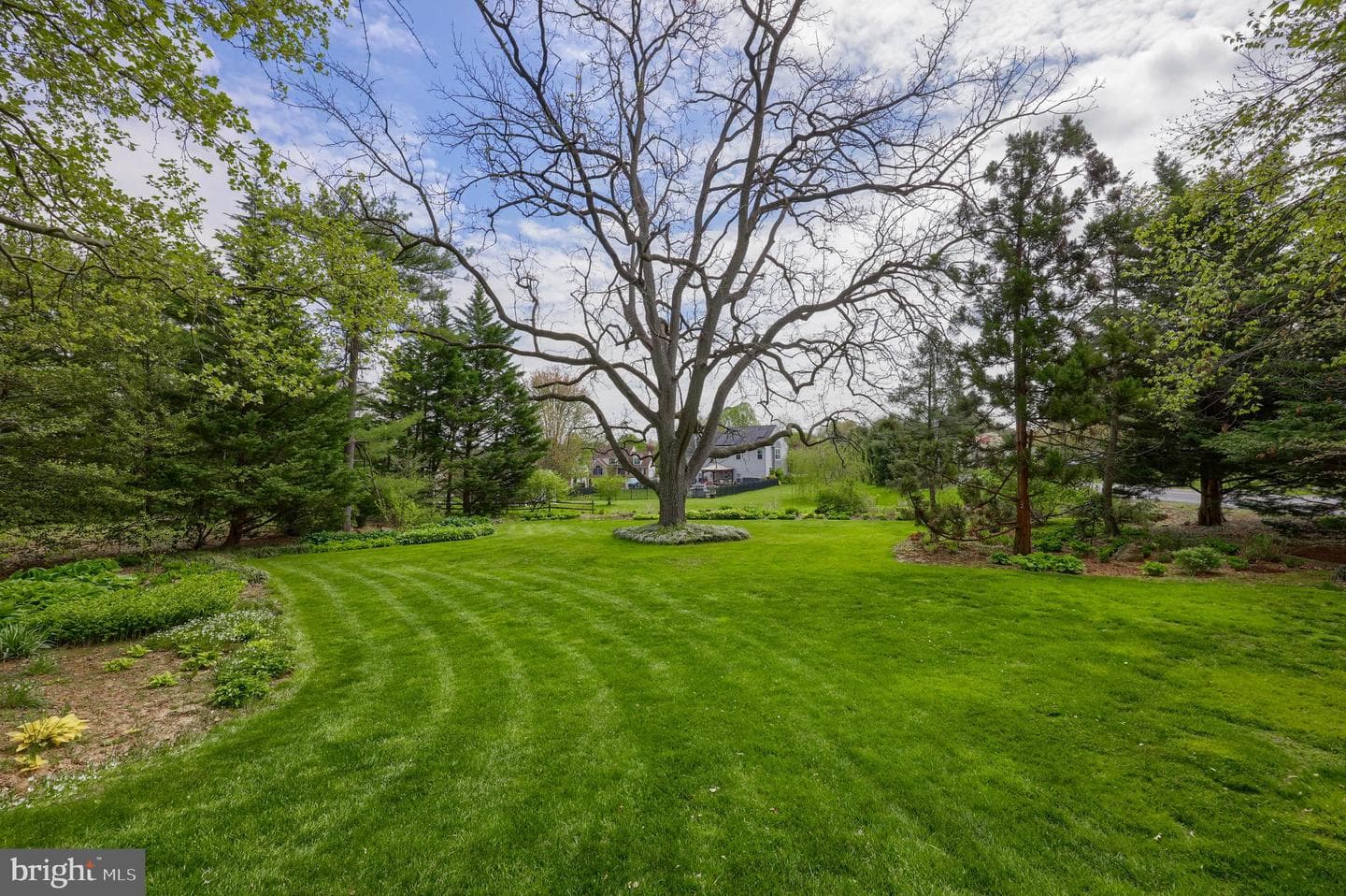 319 E Oregon Road photo 52