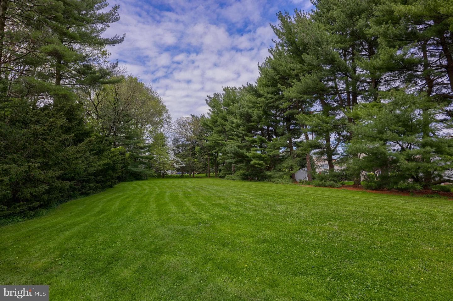 319 E Oregon Road photo 54