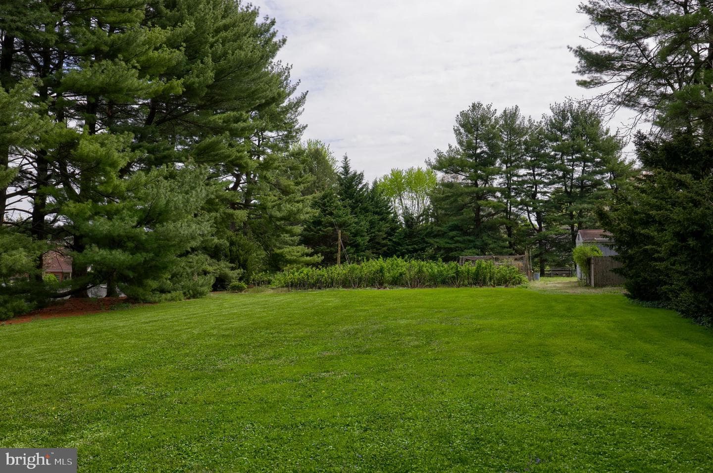 319 E Oregon Road photo 55