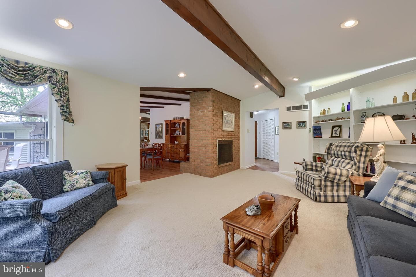 319 E Oregon Road photo 7