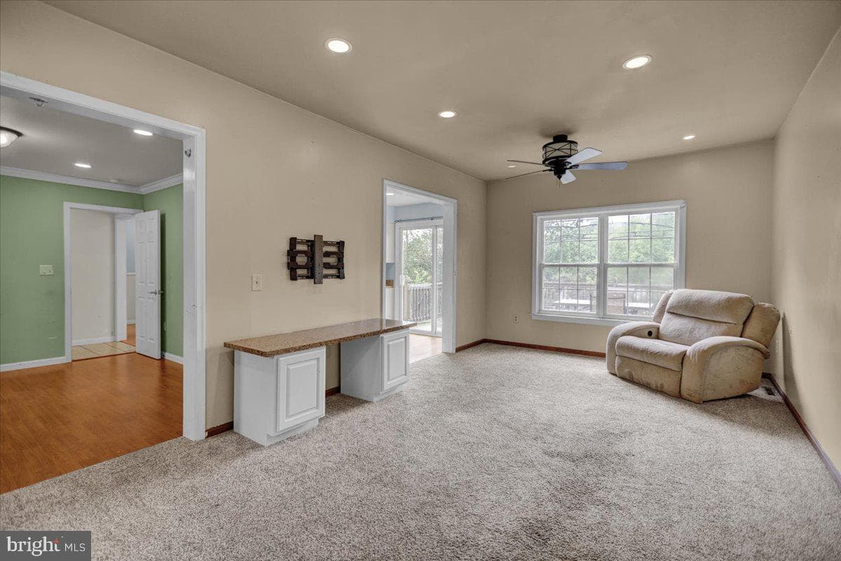 365 Summit Drive photo 2
