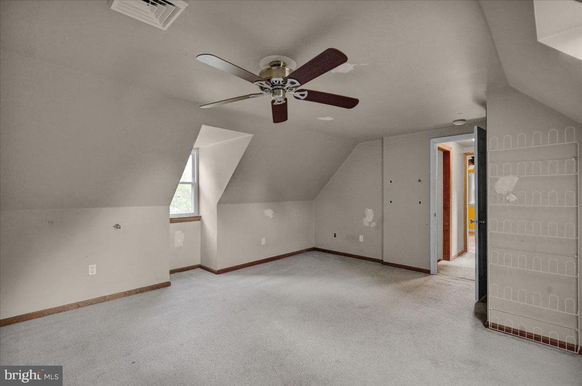 365 Summit Drive photo 21