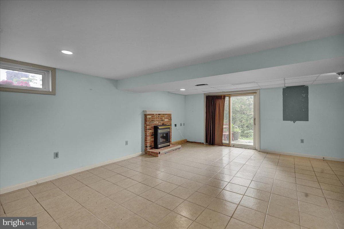 365 Summit Drive photo 25