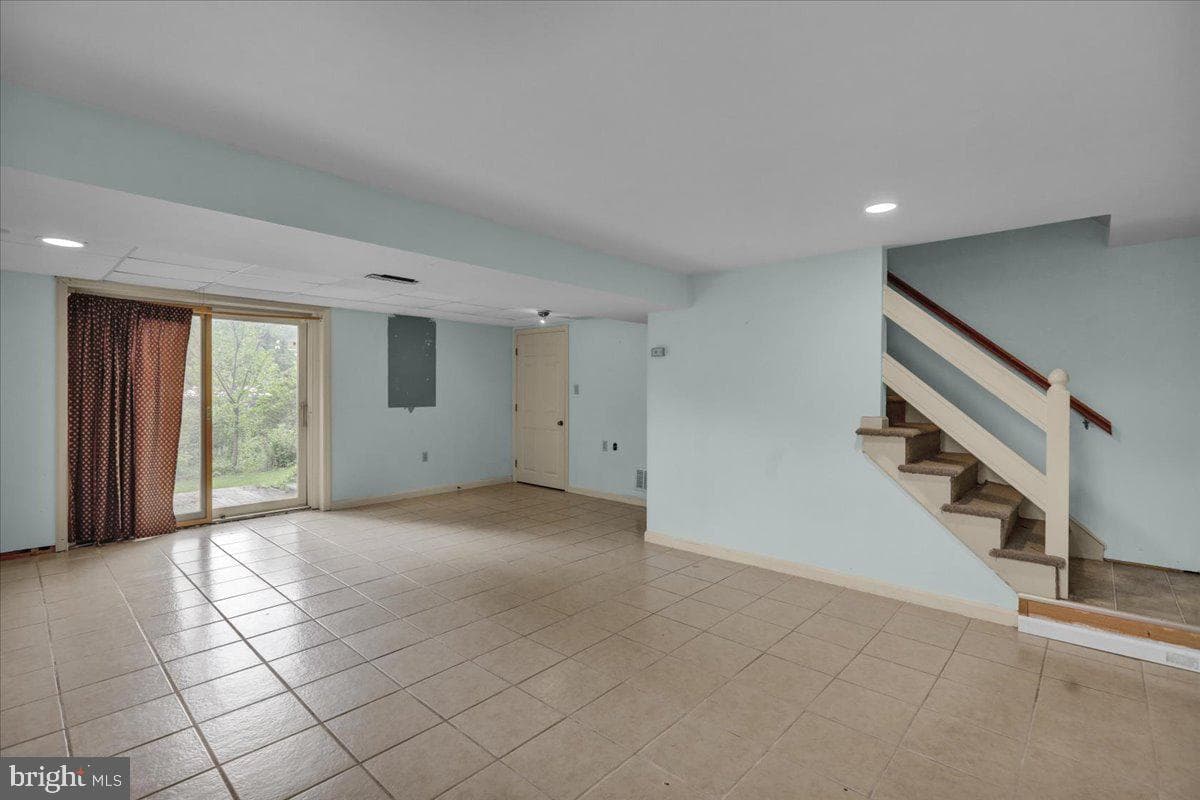365 Summit Drive photo 26