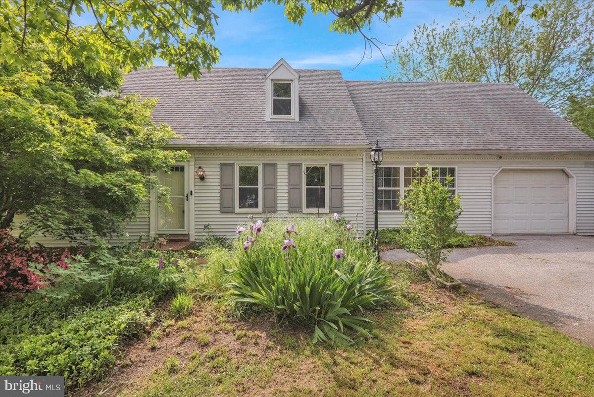 365 Summit Drive photo 32