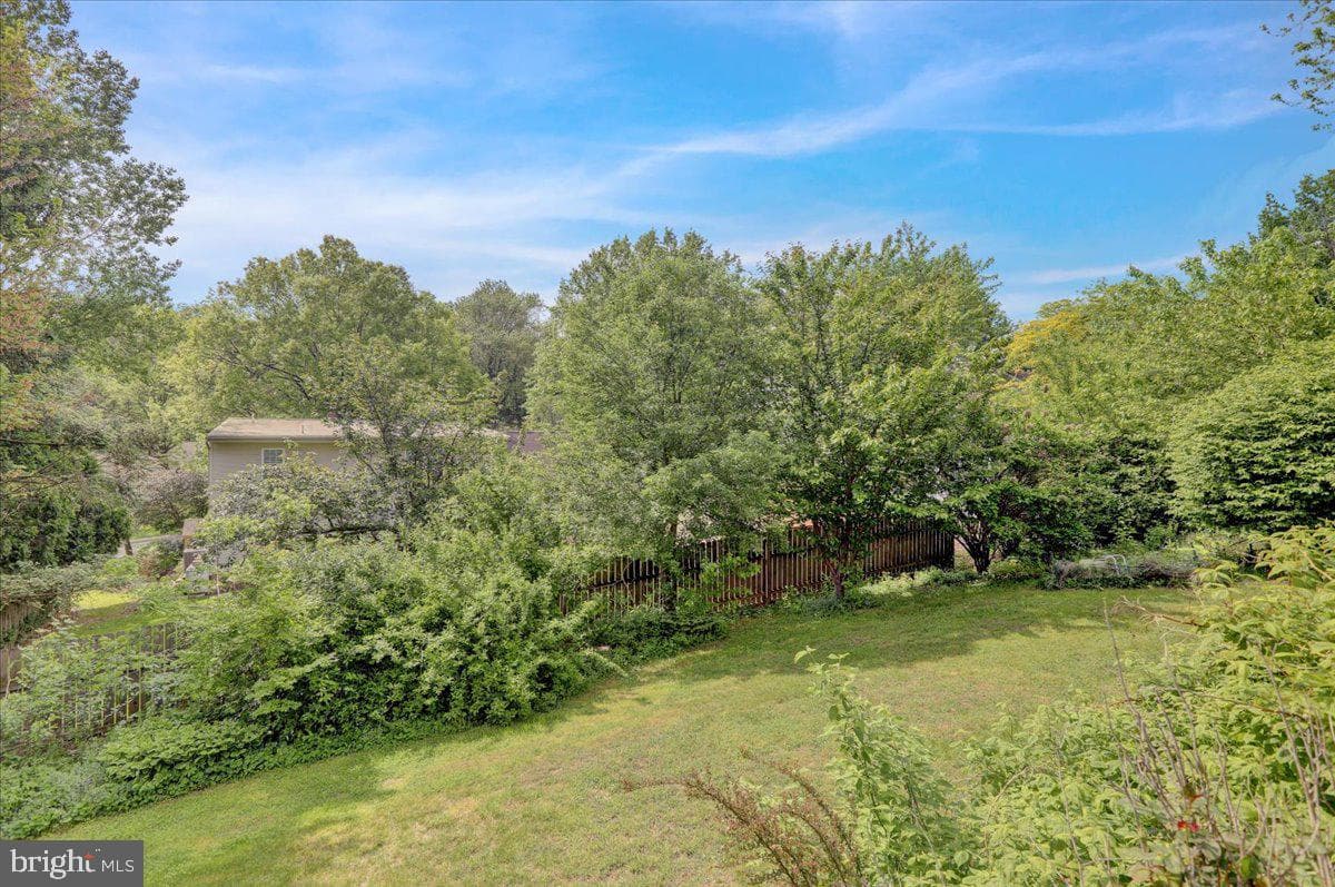 365 Summit Drive photo 36