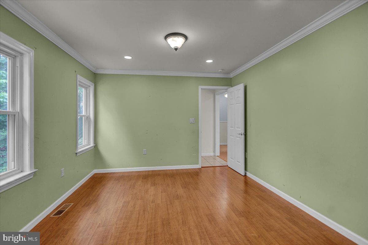 365 Summit Drive photo 4