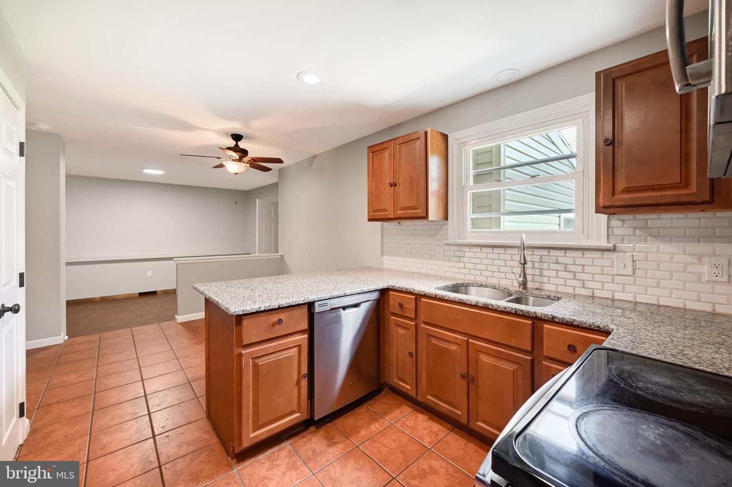 1552 Duff Land Drive photo 9
