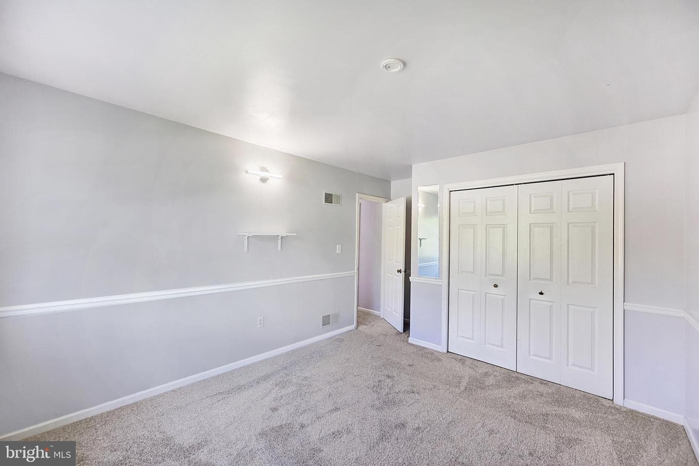 96 Farmington Place photo 14