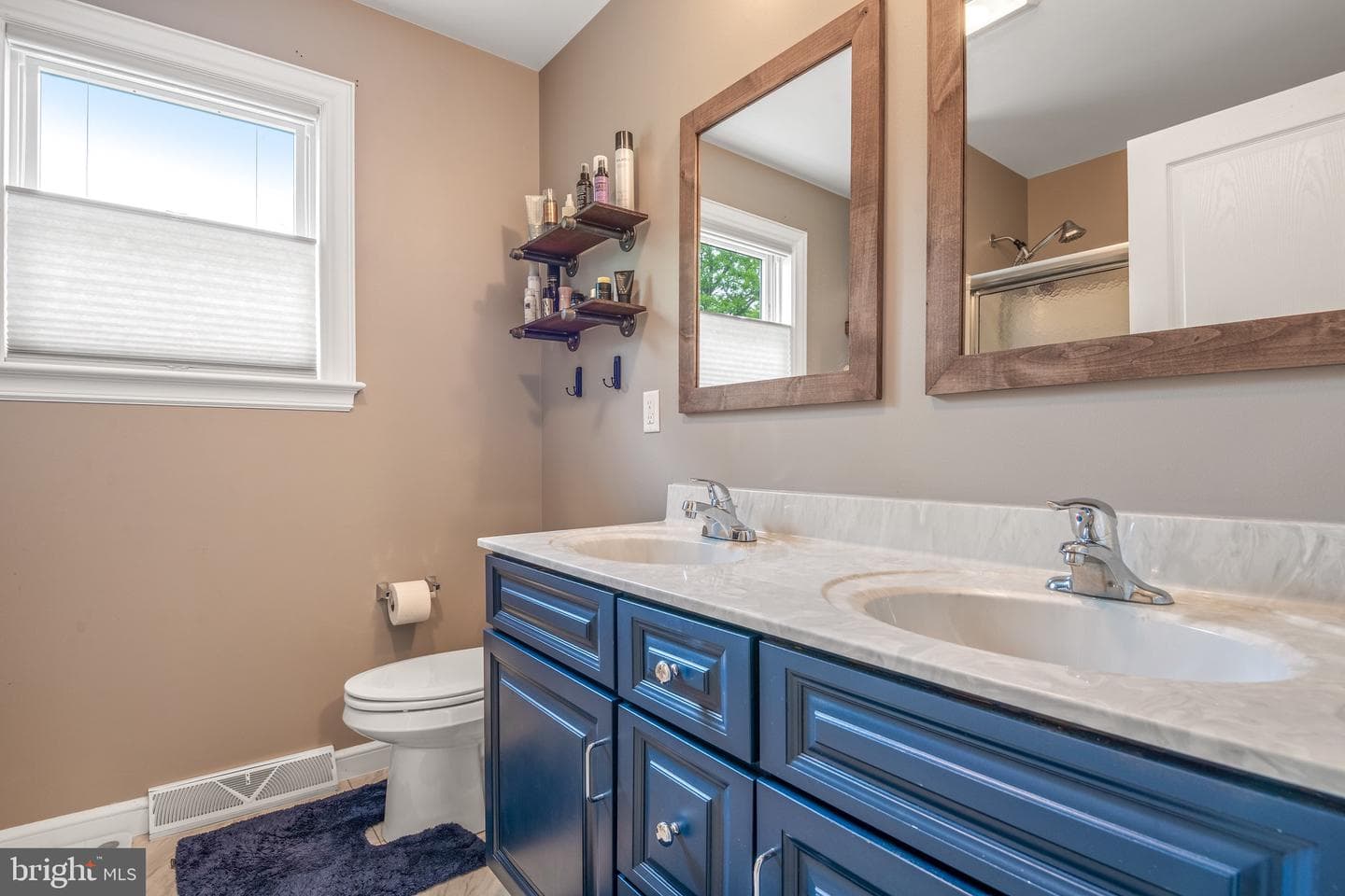 761 Barrholly Drive photo 40