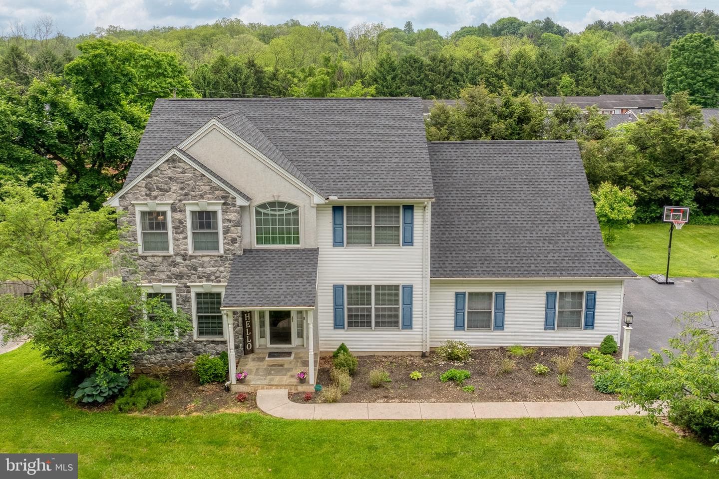 761 Barrholly Drive photo 44