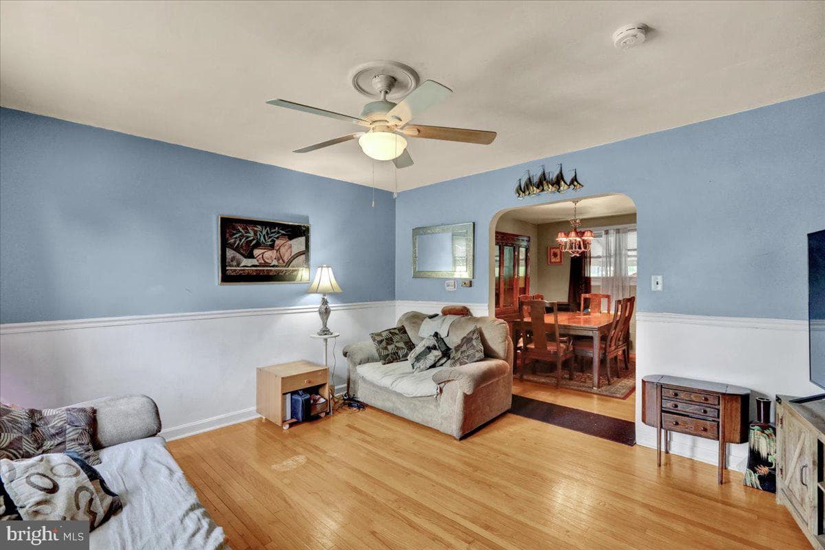 1232 Fremont Street photo 2