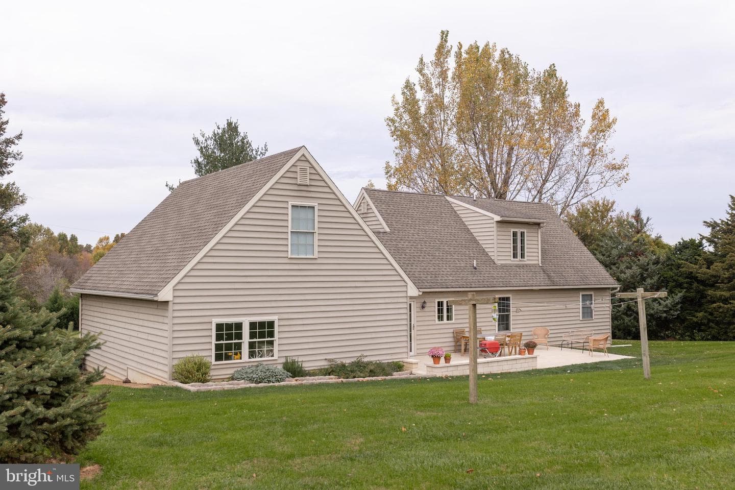 105 Scott Road photo 40