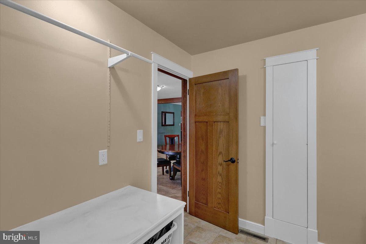 11 James Drive photo 16