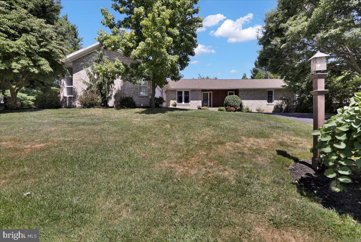 11 James Drive photo 5