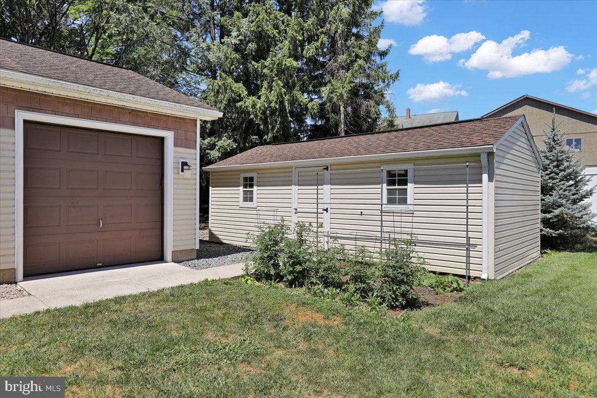 11 James Drive photo 52