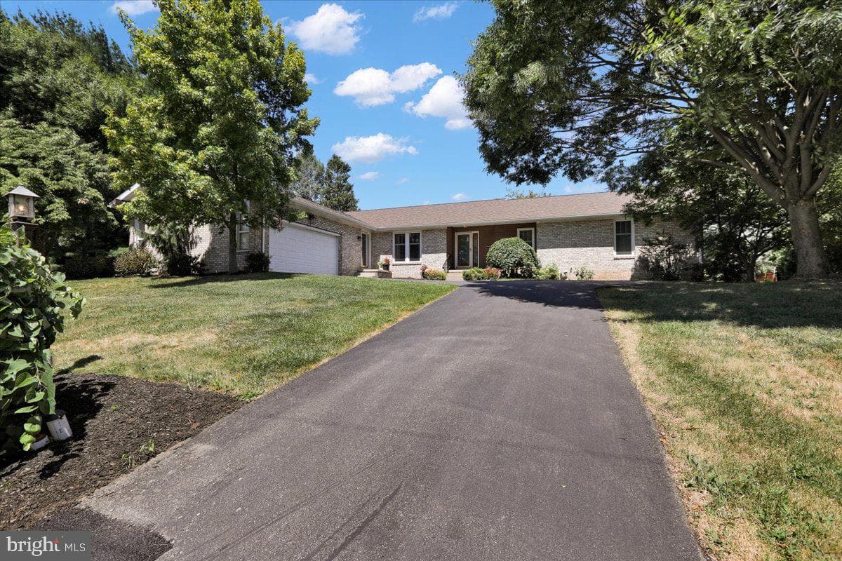 11 James Drive photo 59