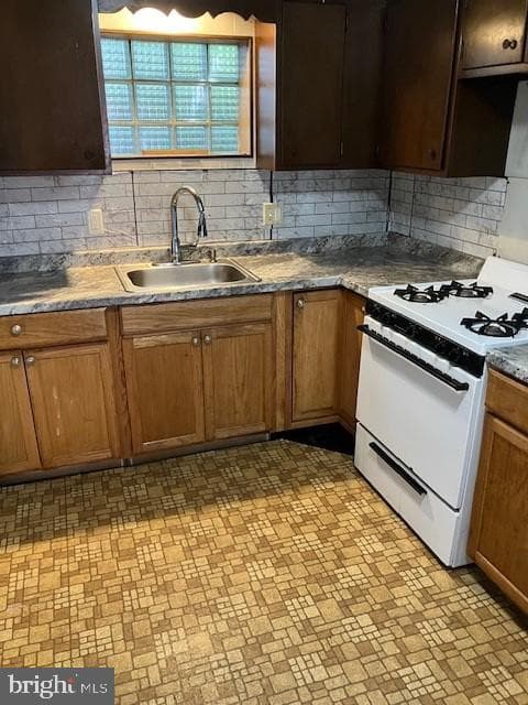 134 Laurel Street photo 5