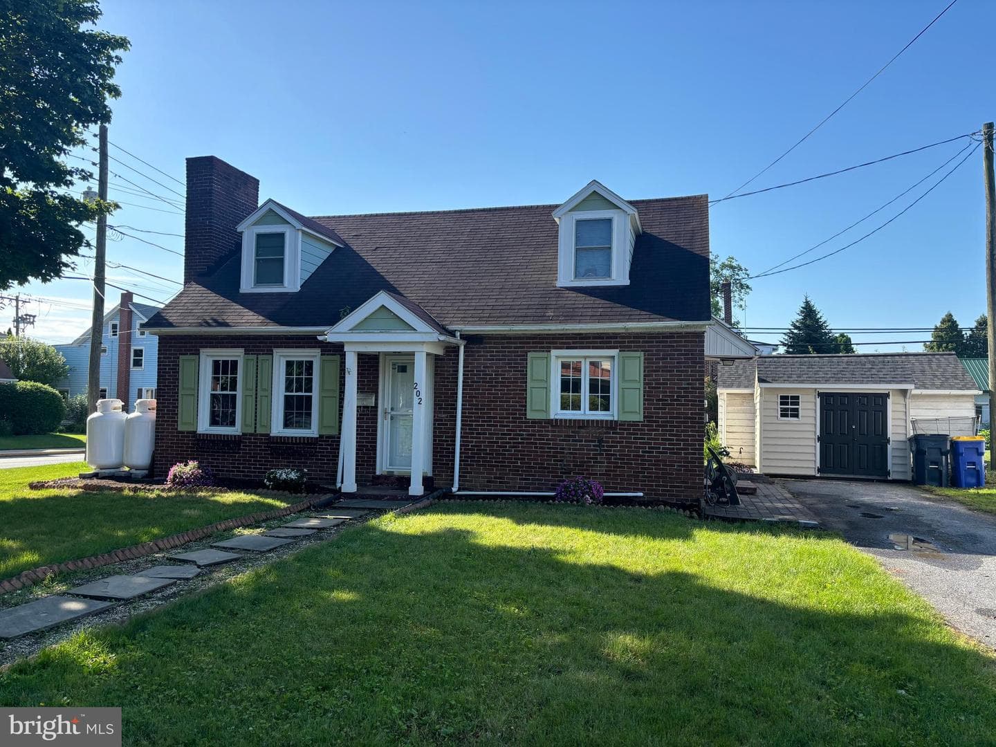 202 Locust Street photo 2