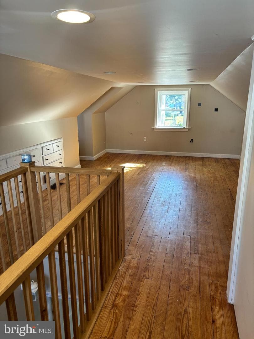 202 Locust Street photo 8