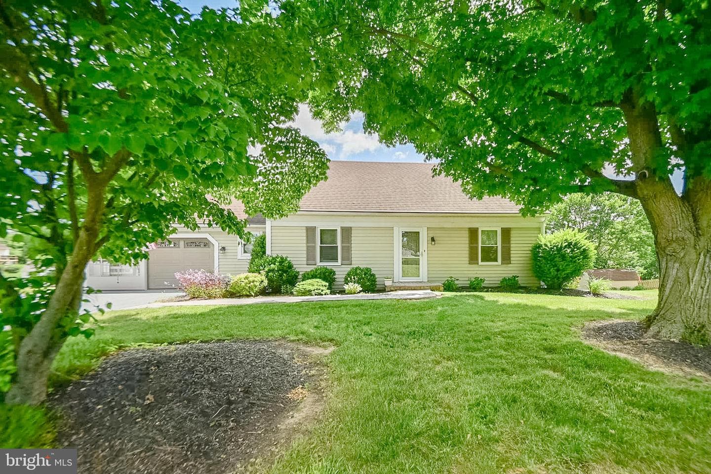 517 Deer Run Road photo 2