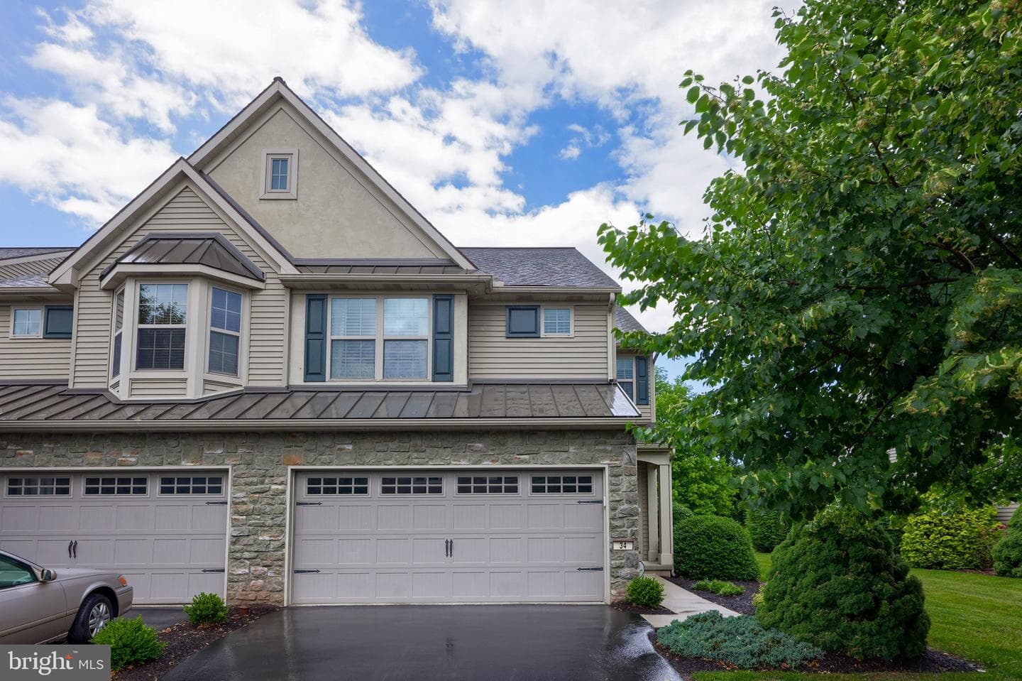 34 Rebecca Drive photo 1