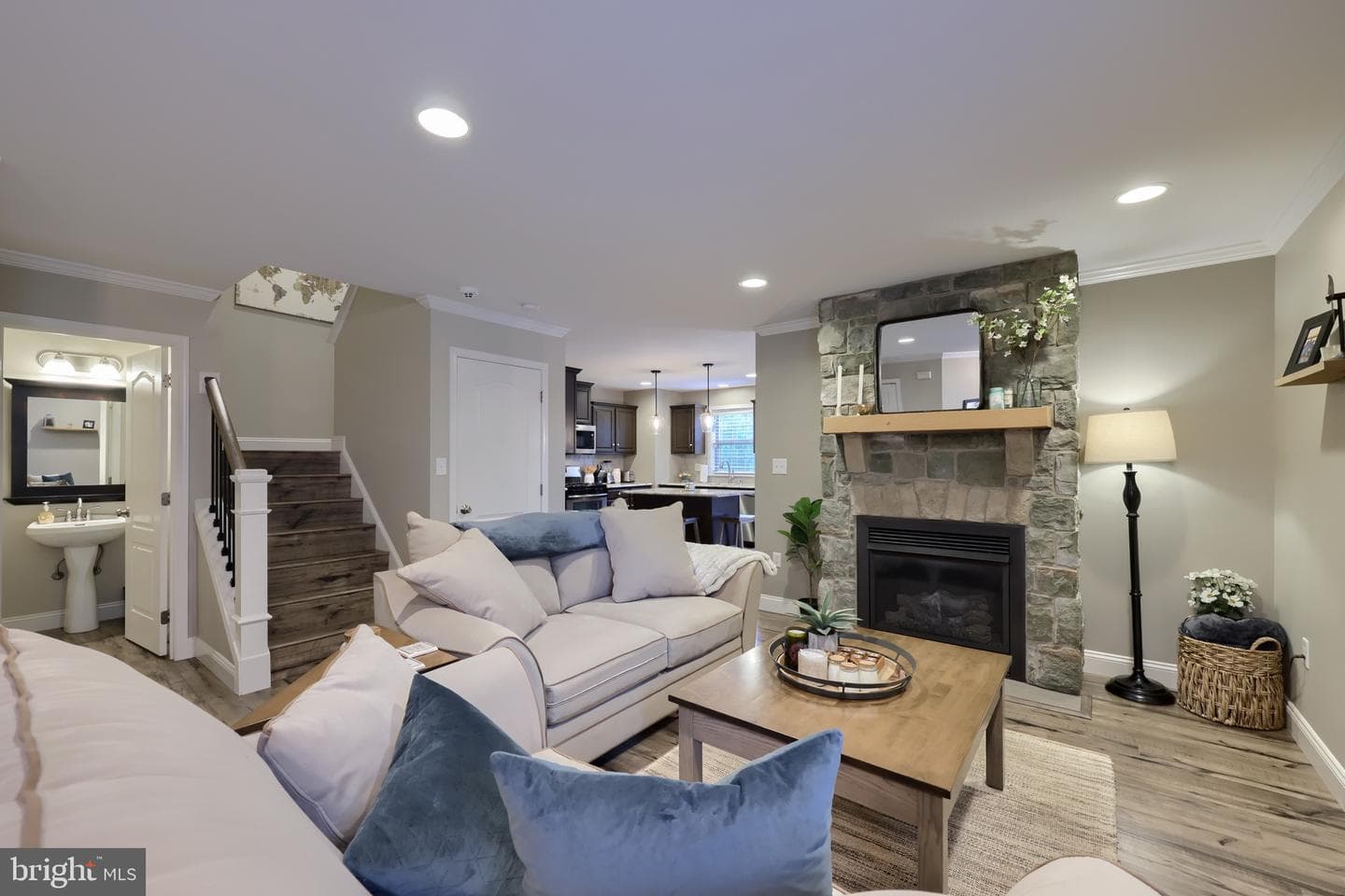 34 Rebecca Drive photo 9
