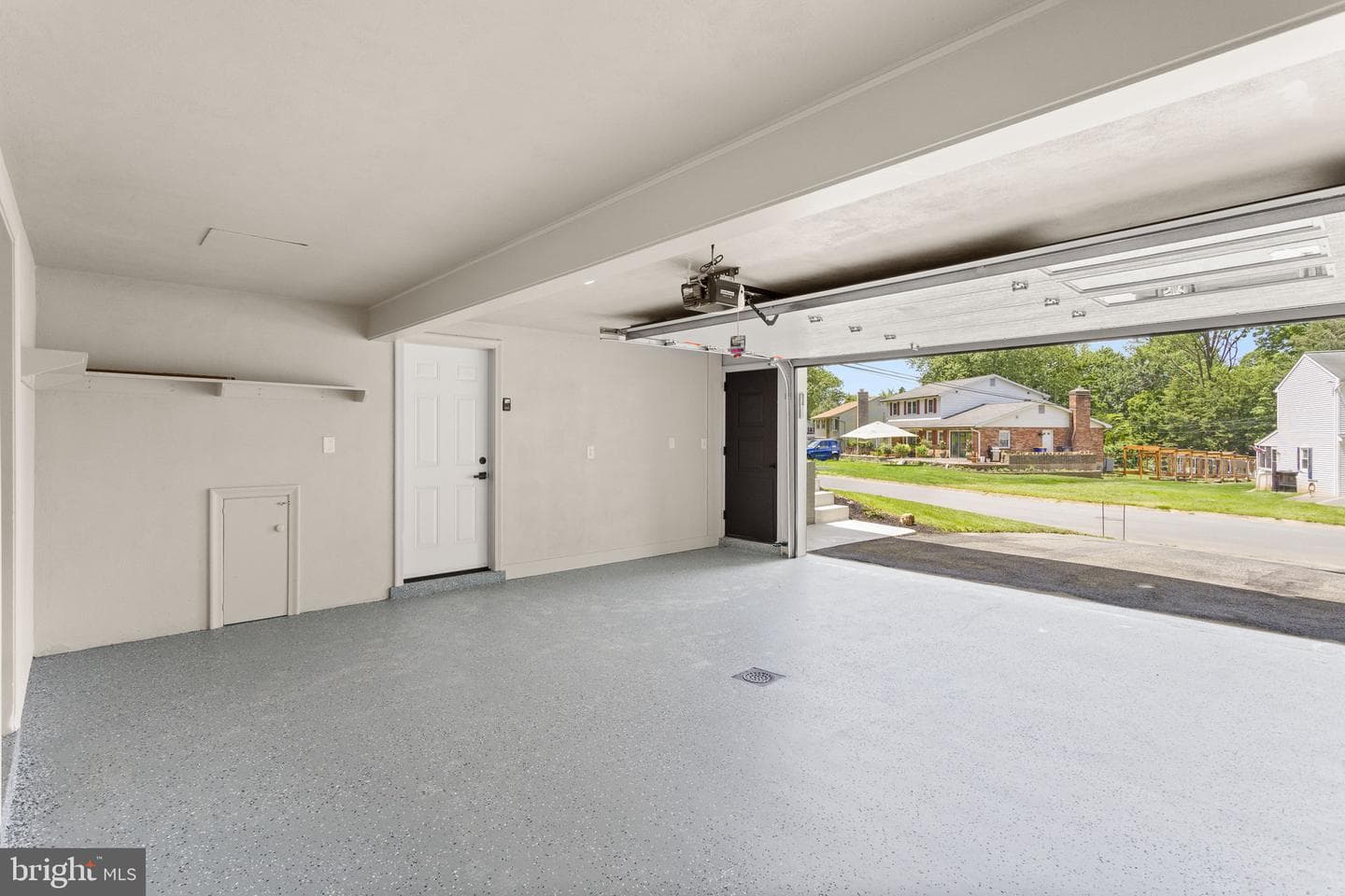 1833 Amity Drive photo 22