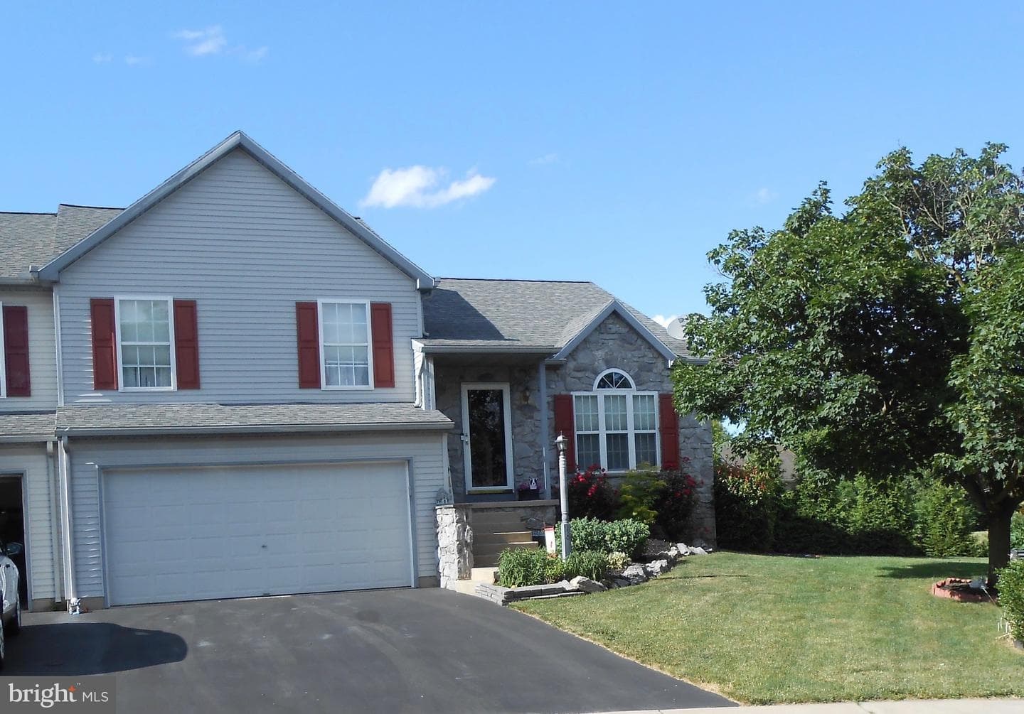 18 Pebble Creek Drive photo 1