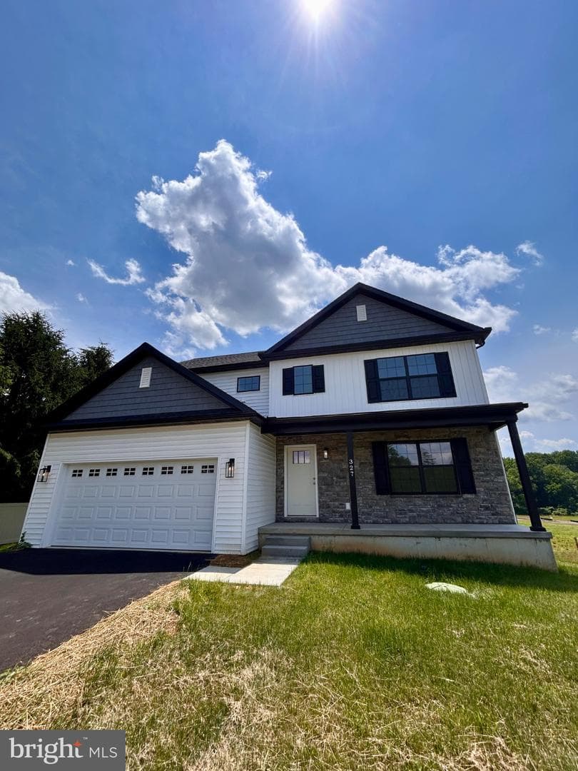 327 W Fritz Avenue, Quarryville