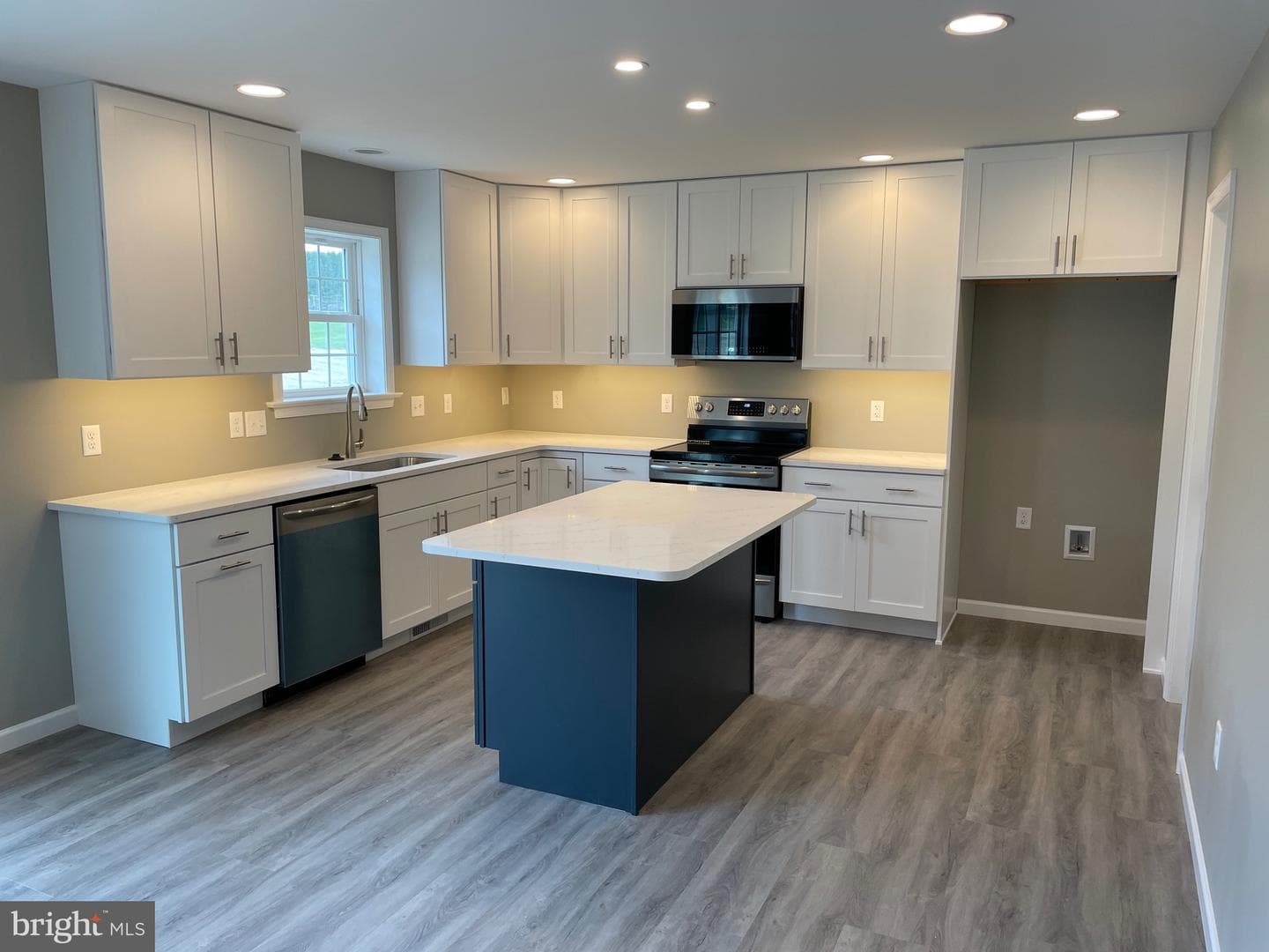 329 W Fritz Avenue, Quarryville