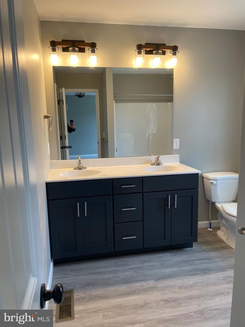 329 W Fritz Avenue photo 5