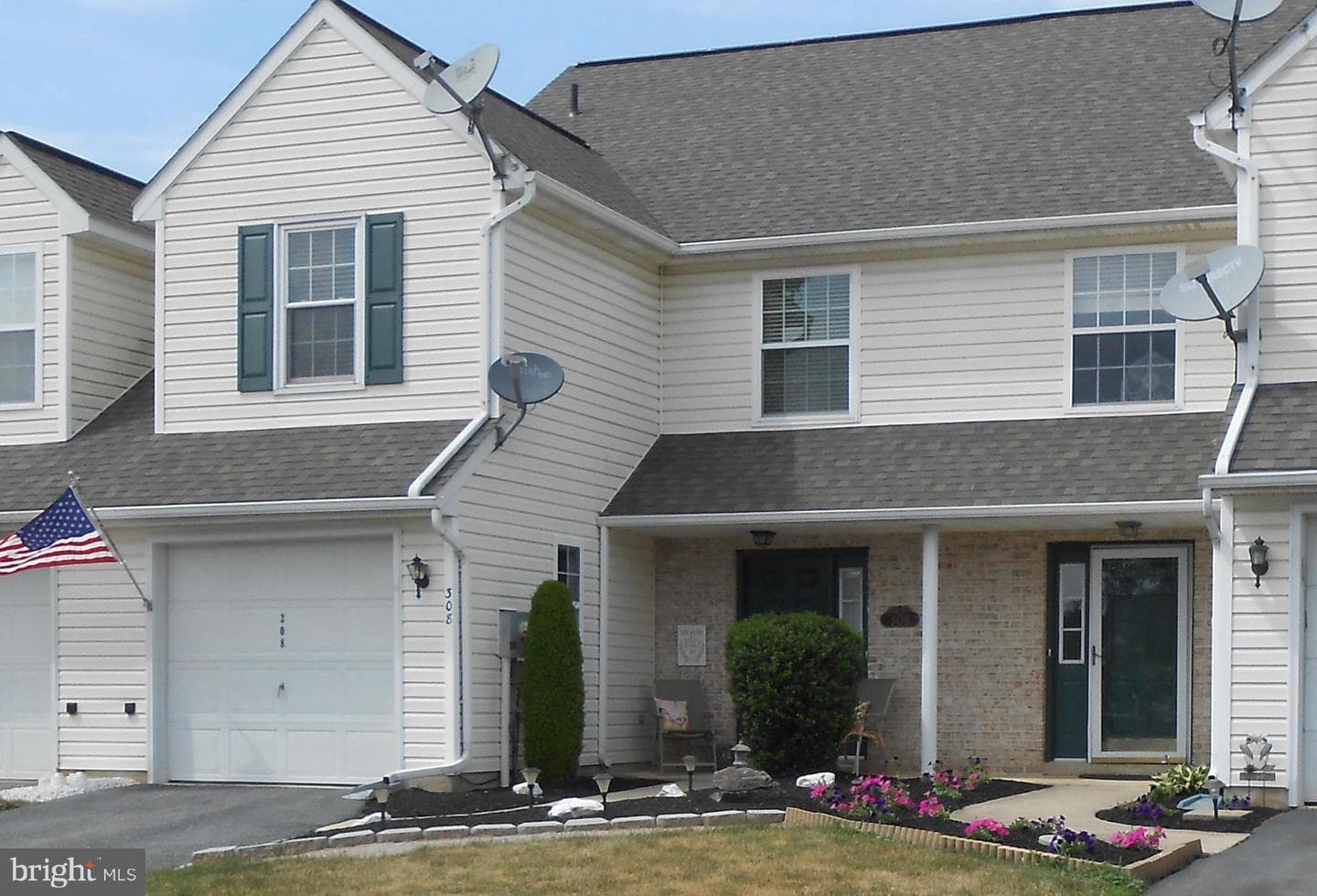 308 Farmview Lane photo 1