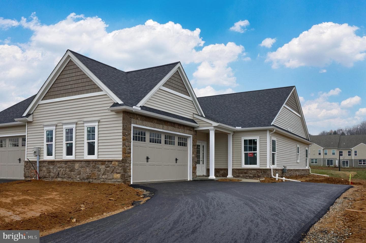 390 Meadow Rose Drive #211 photo 2