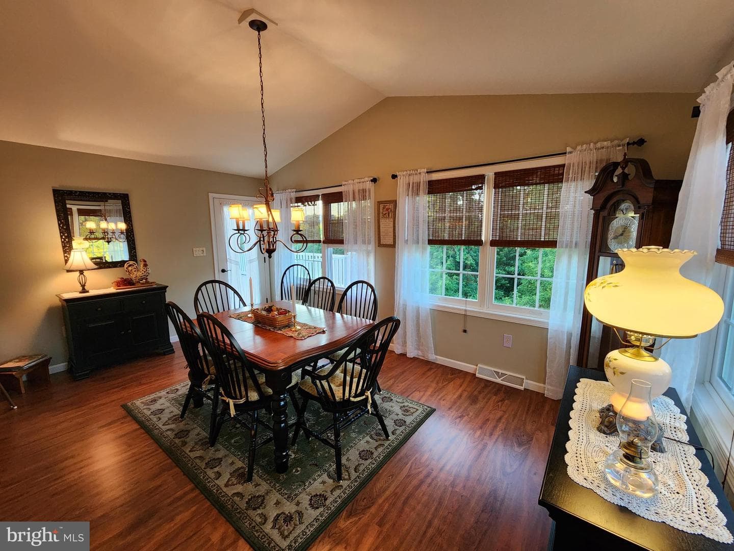 888 Cambridge Drive photo 20