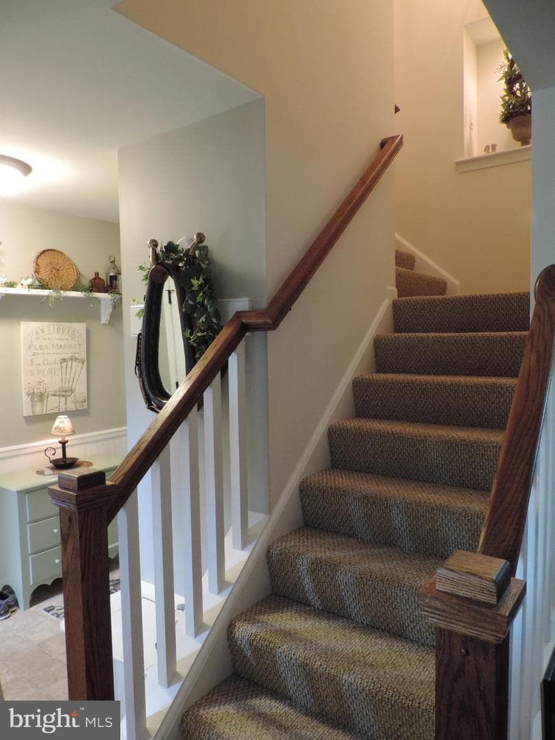 888 Cambridge Drive photo 34