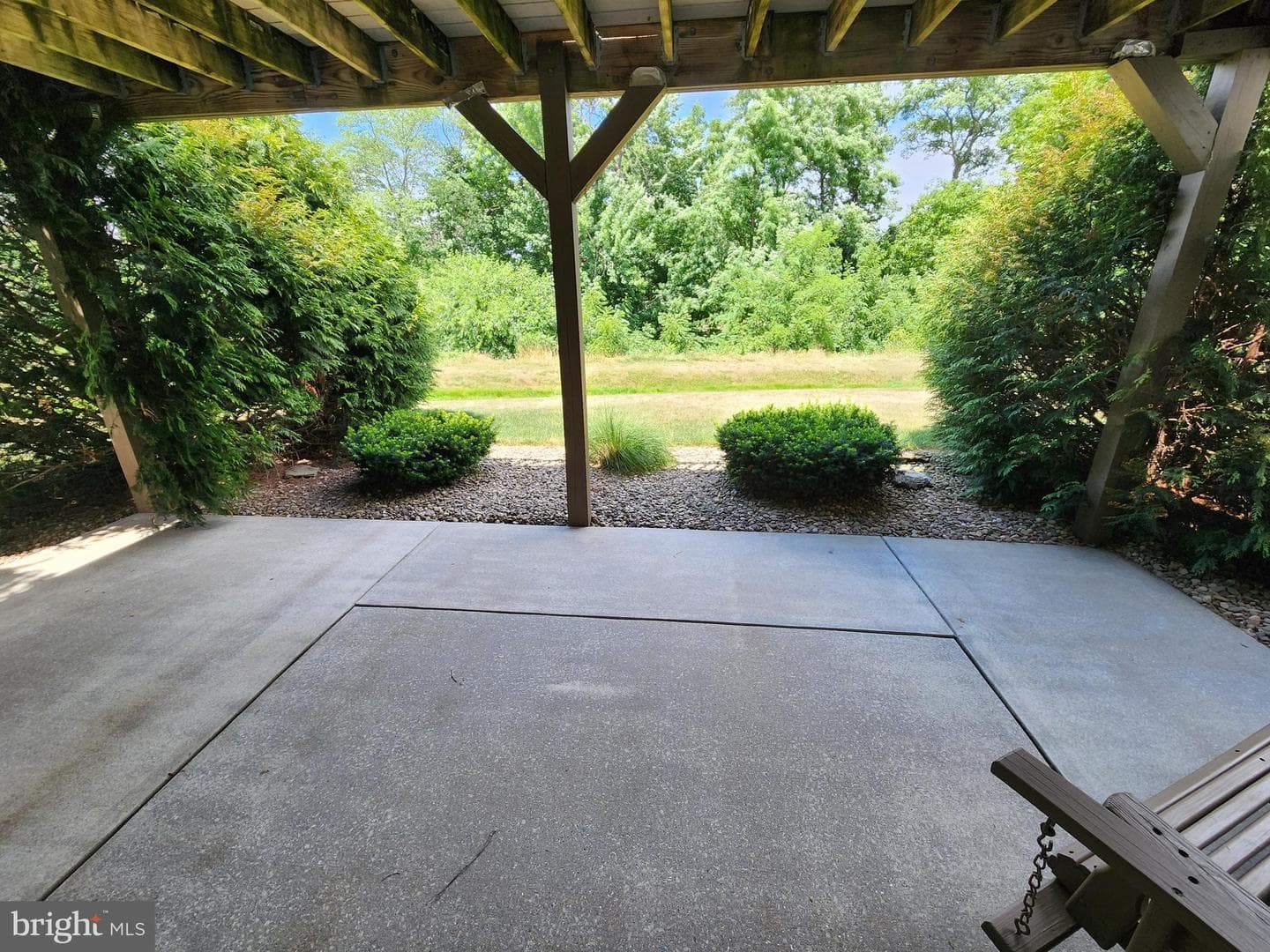888 Cambridge Drive photo 9