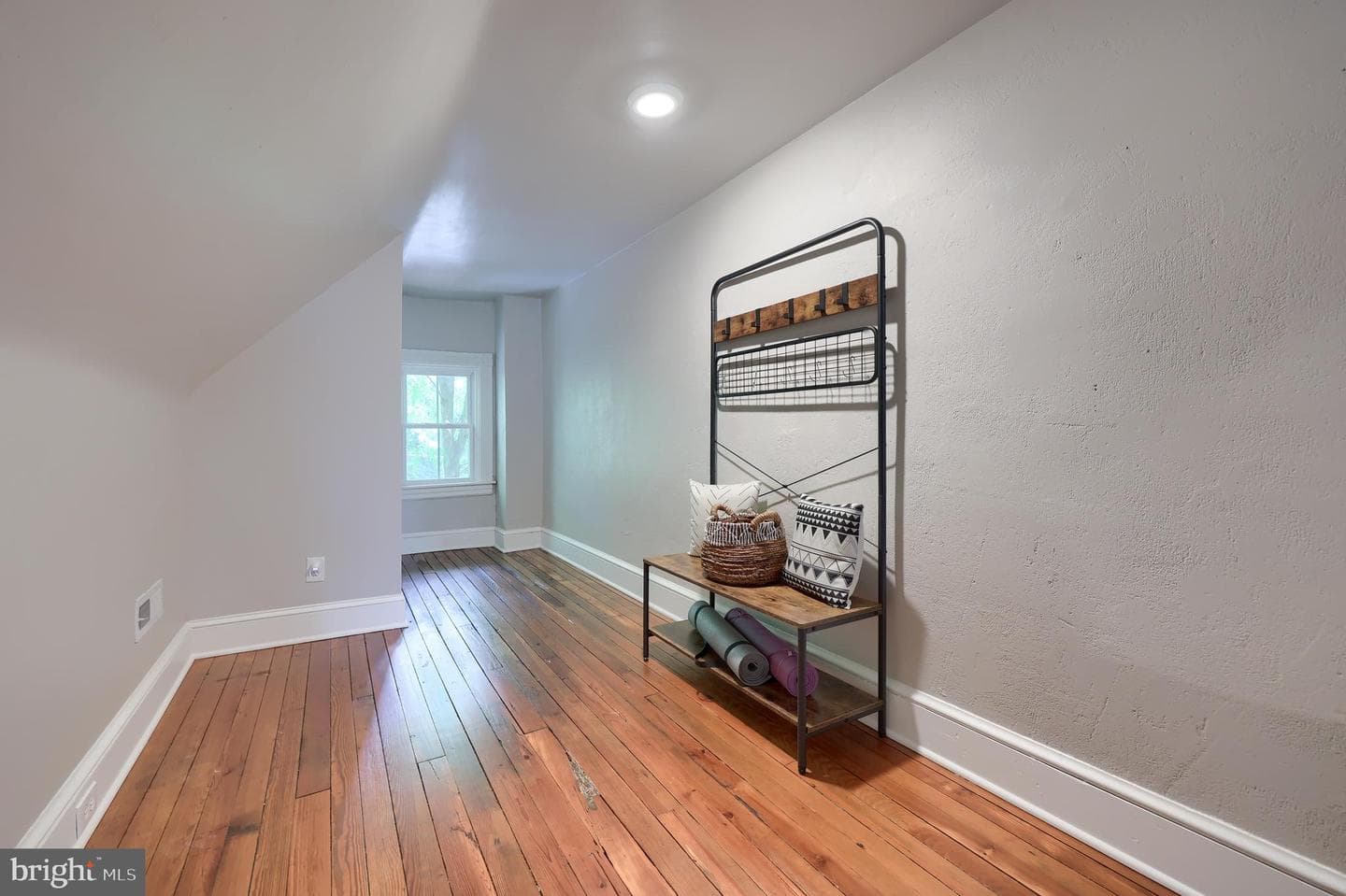 311 W Lemon Street photo 38