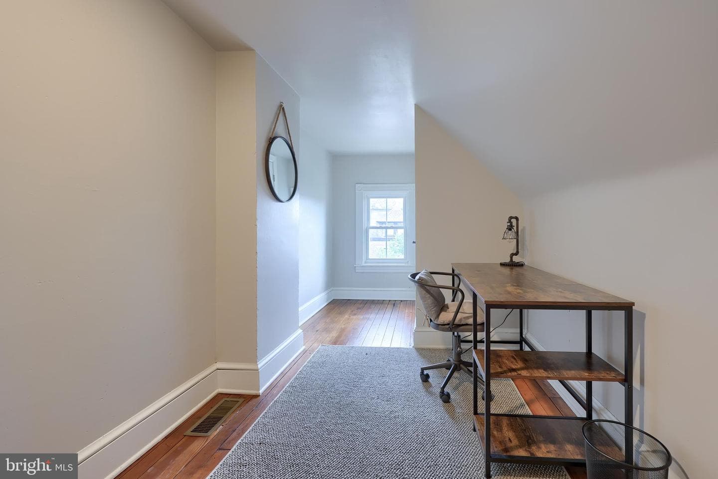 311 W Lemon Street photo 40