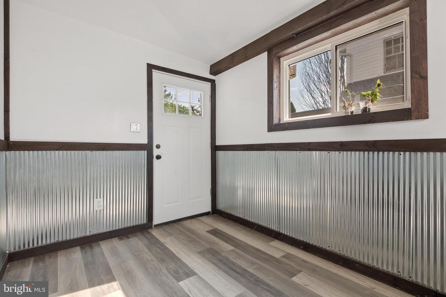 35 W Slokom Avenue photo 16