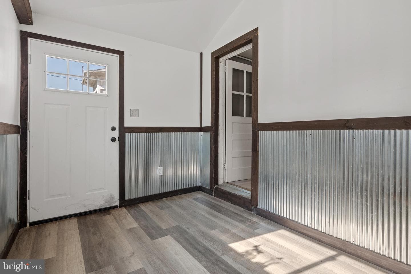 35 W Slokom Avenue photo 17