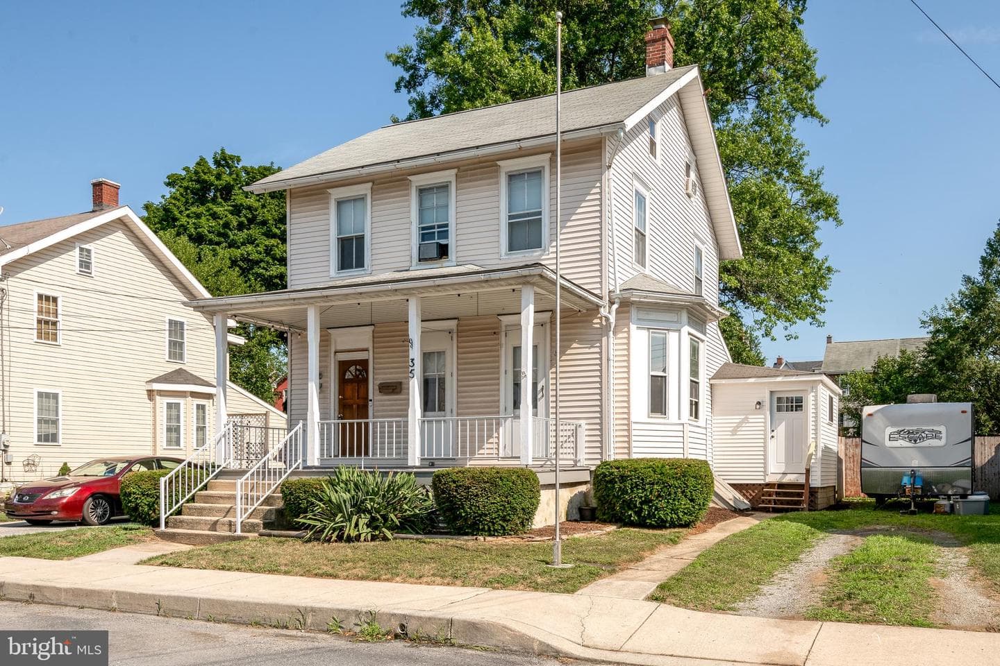 35 W Slokom Avenue photo 2