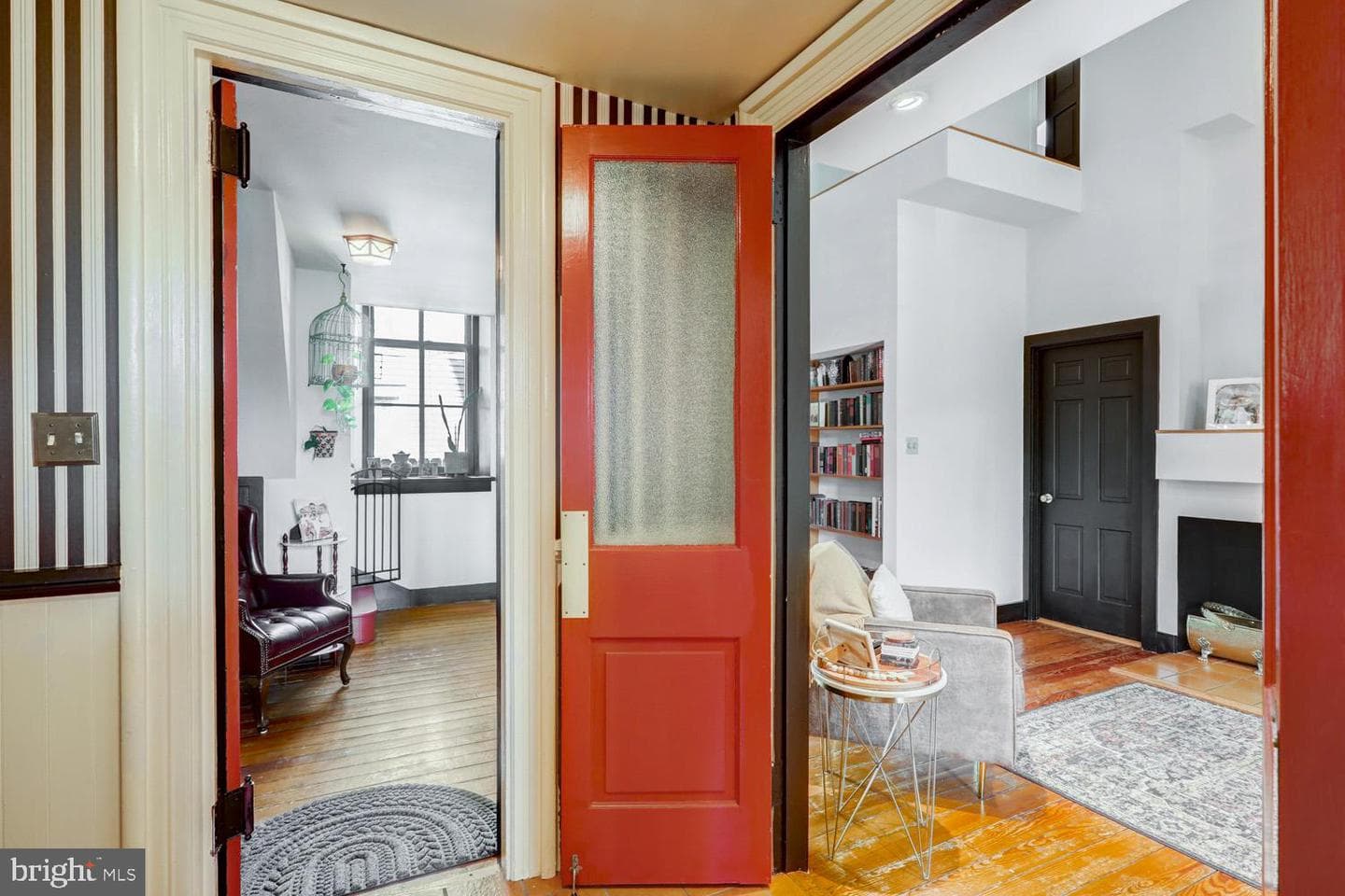 102 W Walnut Street photo 7