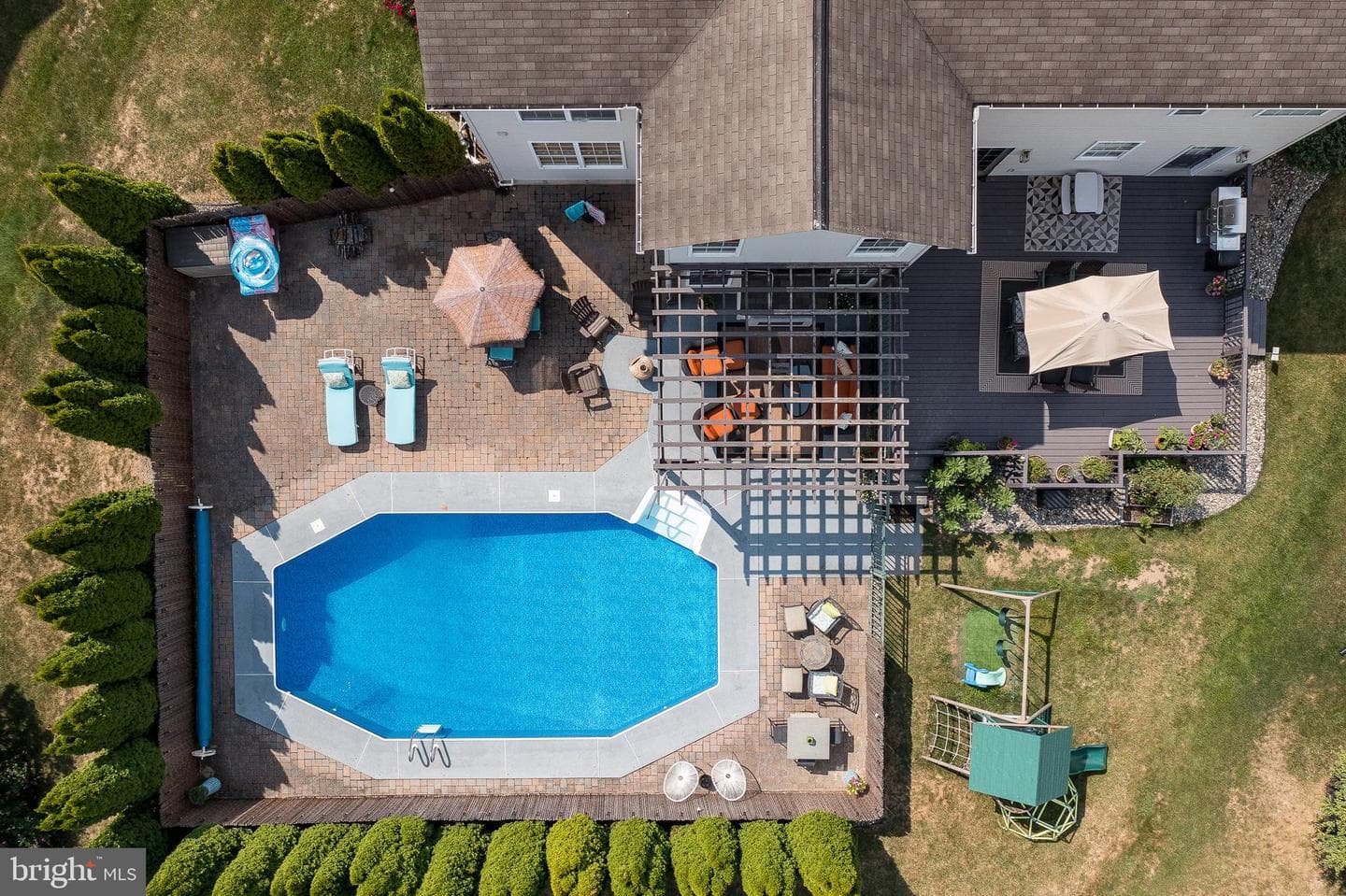 129 Julia Lane photo 2